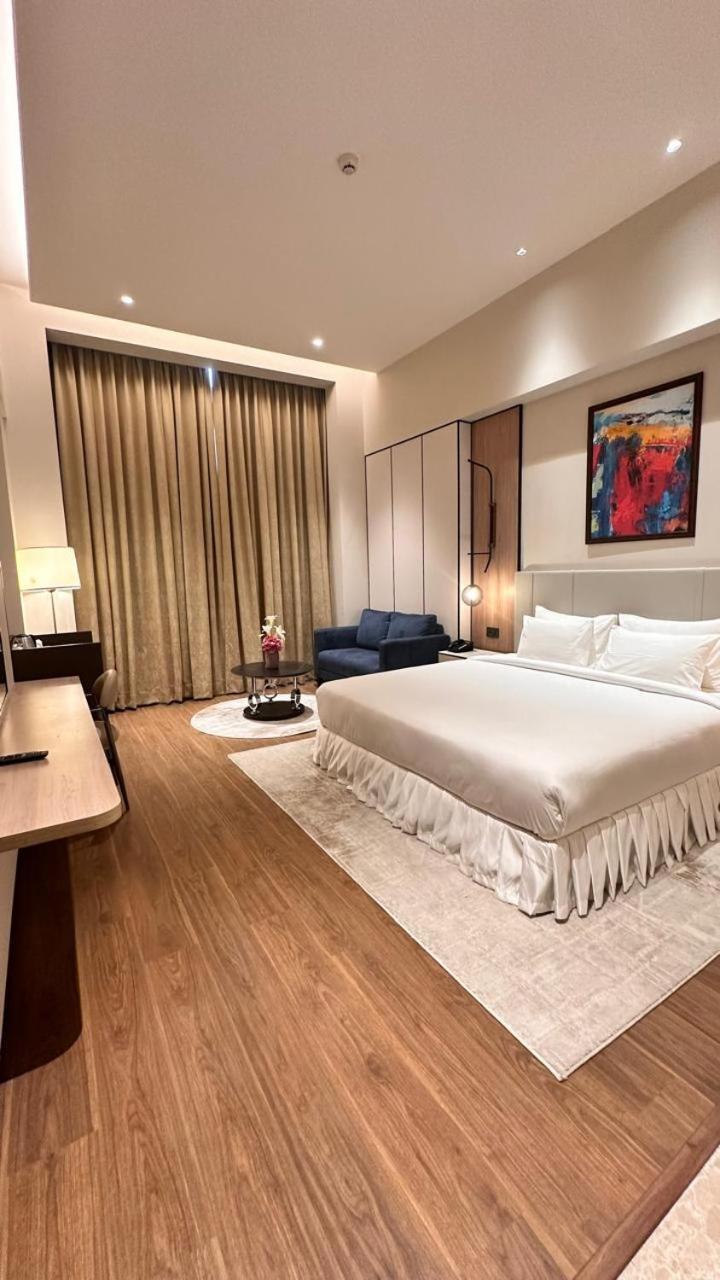 Hotel Mhone Delhi (National Capital Territory of India)